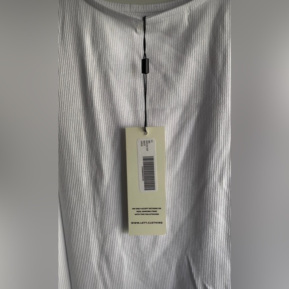 NWT LETT AMAZING Naples Microrib White Faint Shimmer Square Scoop Neck Tank Top - Picture 12 of 17